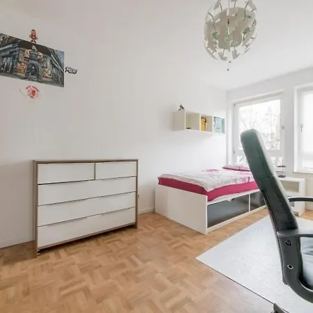 Id 4006 - Private Apartment